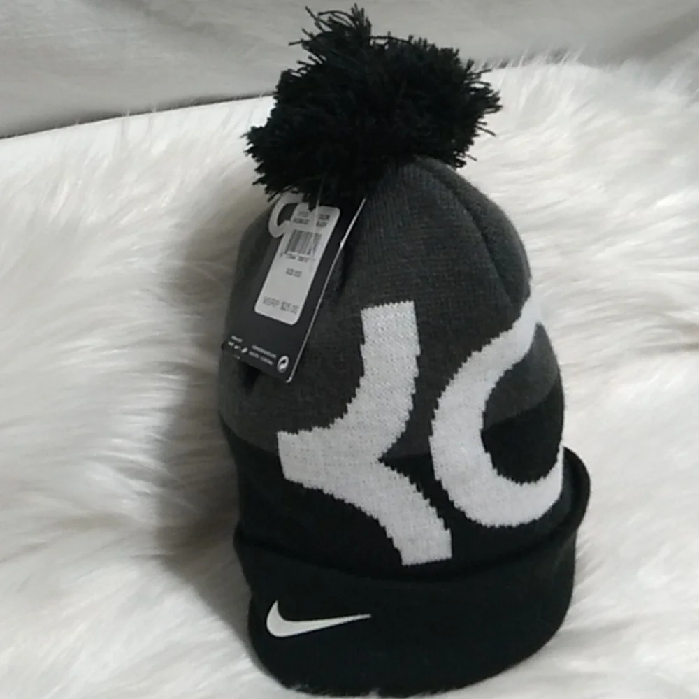 NWT Vintage 2014 Nike Kd White Swoosh Youth Beanie